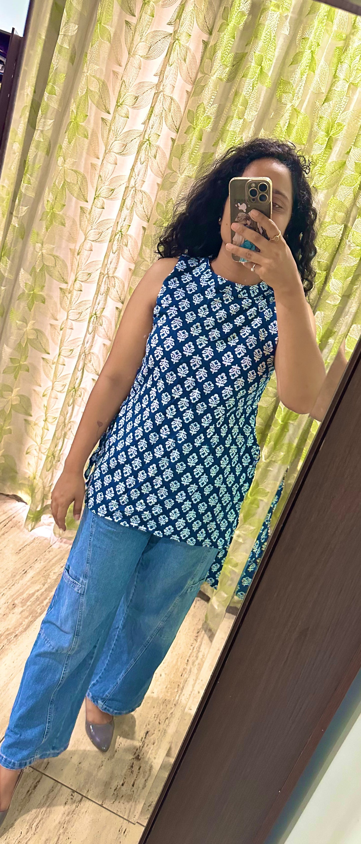 Ink Leaf Side Slit Top